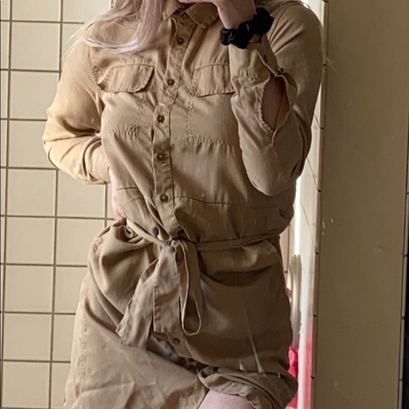 women’s casual wear ( dress ) - Picture 4 of 4